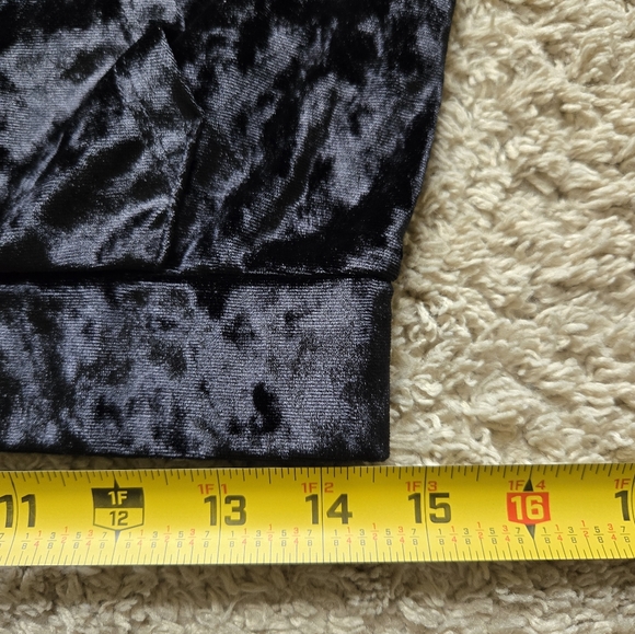 Fabletics black crushed velour zip up crop hoodie womens XXS - Picture 8 of 9
